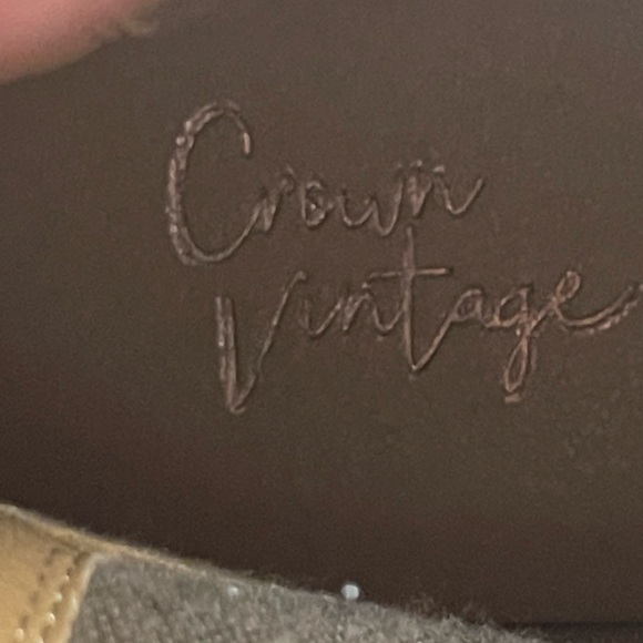 Women's Crown Vintage Beige Ankle Boots Size 10 - Picture 4 of 5